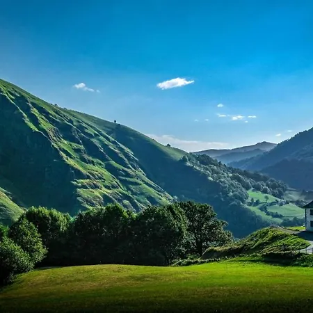 Tente Lodge Ferme Carrique خيمة فخمة Tardets-Sorholus
